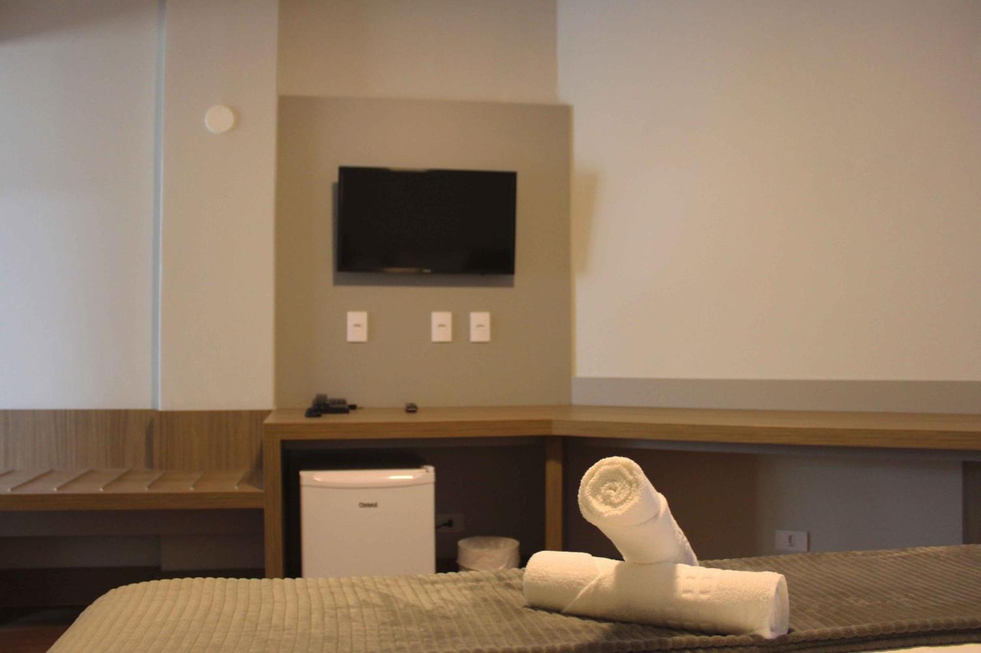 Hotel Evora By Rede Sagres Florianópolis Εξωτερικό φωτογραφία